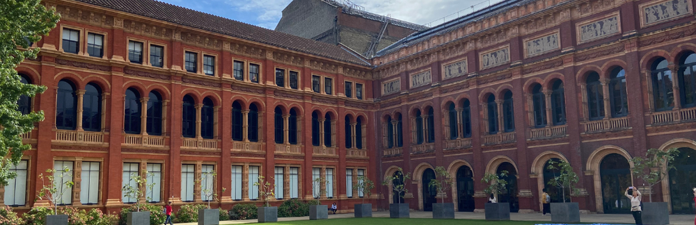 John Madejski Garden courtyard at Victoria & Albert Museum