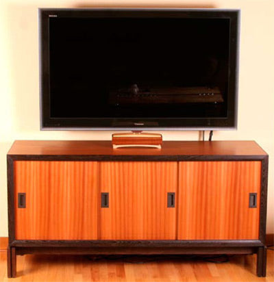 Modern Console for a Large-Screen TV (Digital Plan)